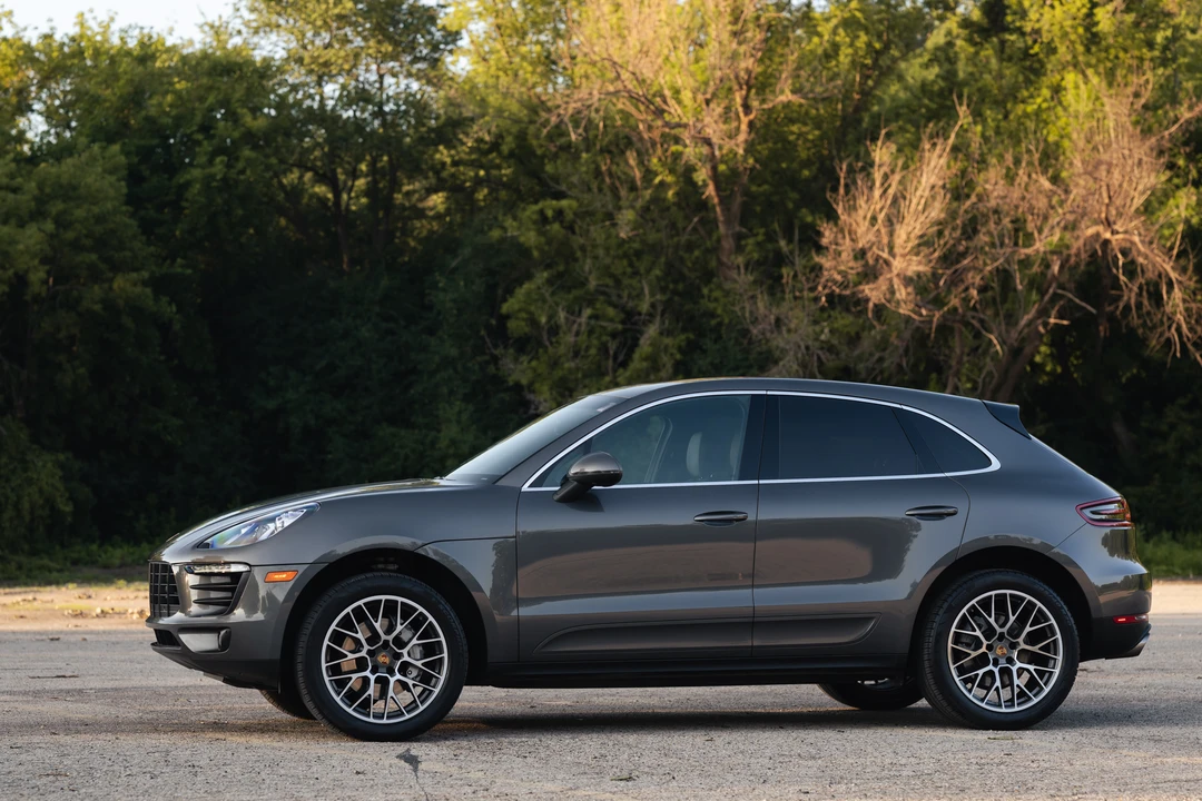 2015 Porsche Macan S - Image 19 of 31