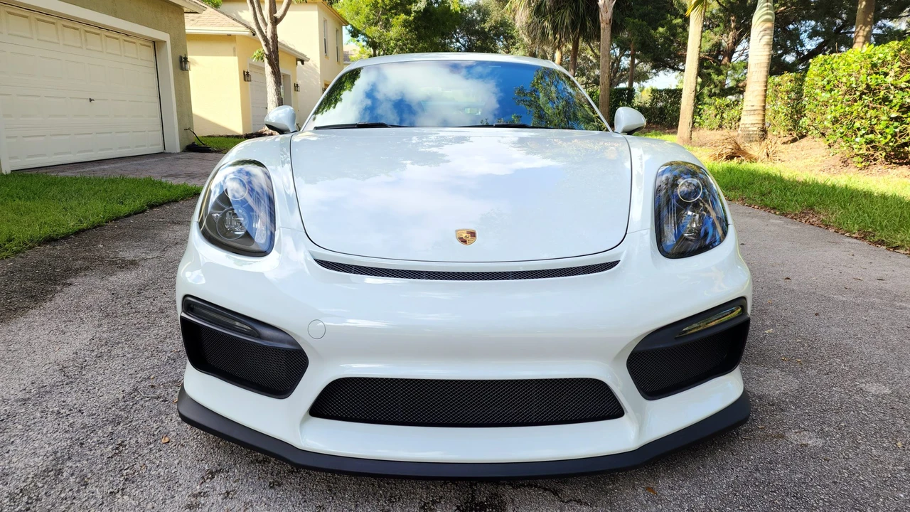 2016 Porsche 981 Cayman GT4 - Image 4 of 31