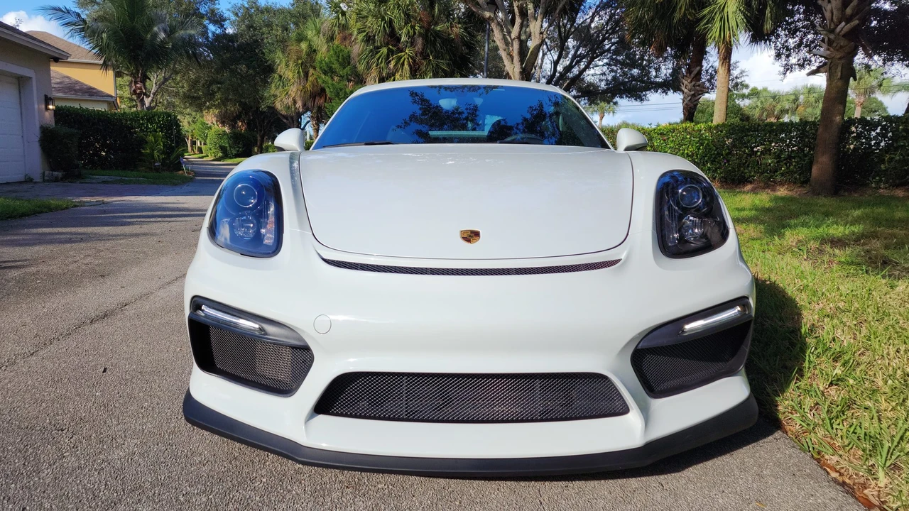 2016 Porsche 981 Cayman GT4 - Image 3 of 31