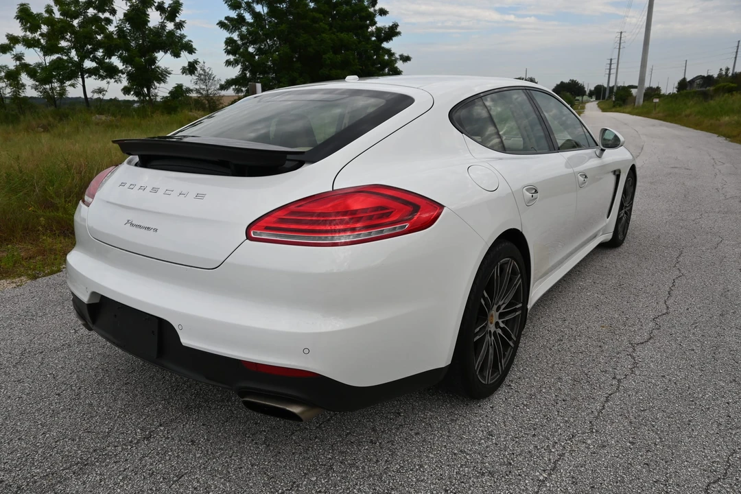2016 Porsche 970 Panamera - Image 20 of 31