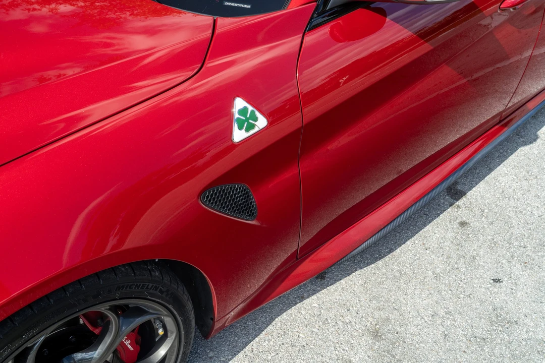 2017 Alfa Romeo Giulia Quadrifoglio - Image 16 of 31
