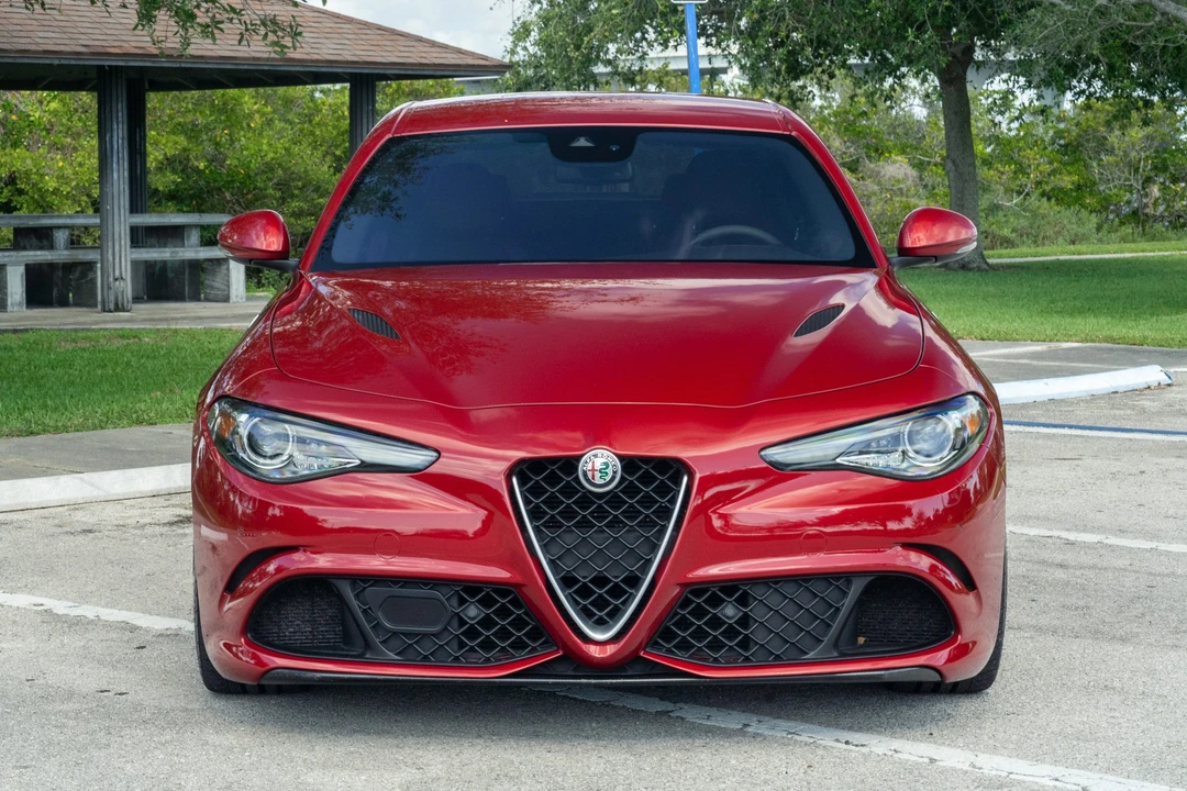 2017 Alfa Romeo Giulia Quadrifoglio - Image 3 of 31