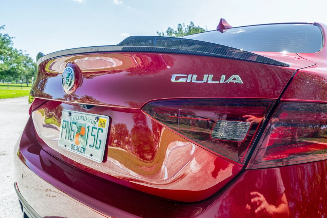 2017 Alfa Romeo Giulia Quadrifoglio - Image 21 of 31