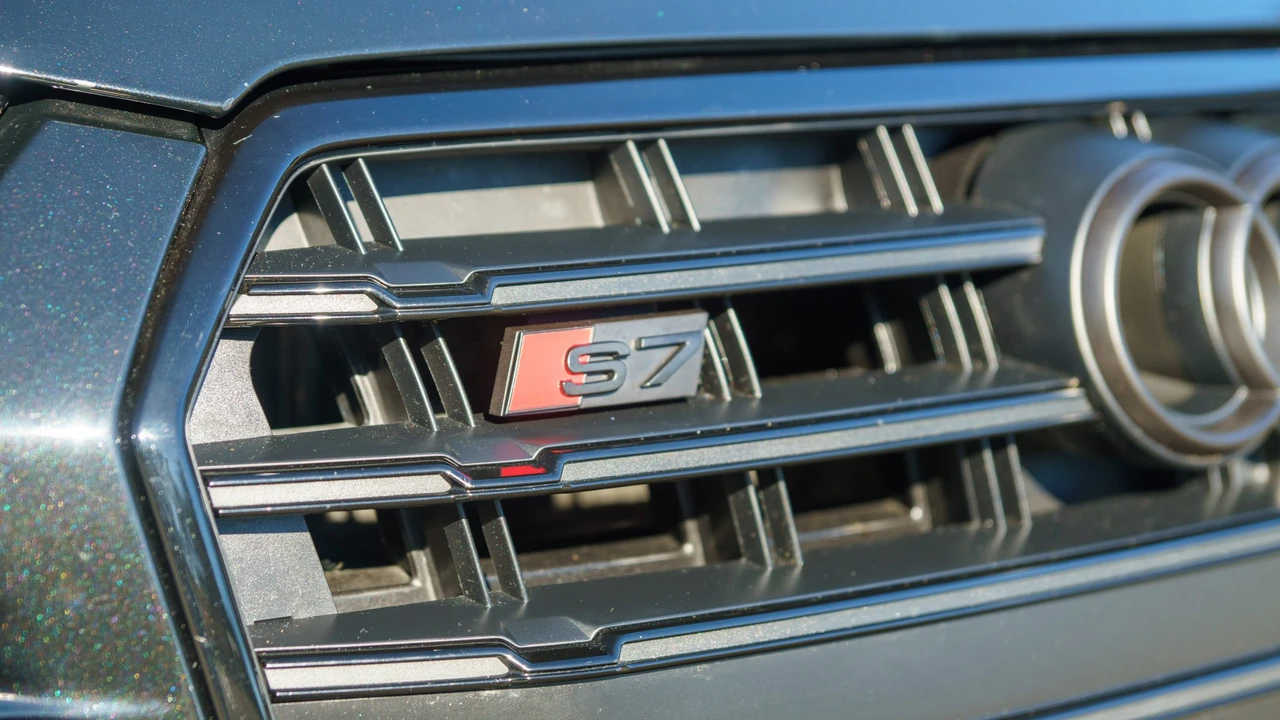 2017 Audi C7 S7 - Image 13 of 31