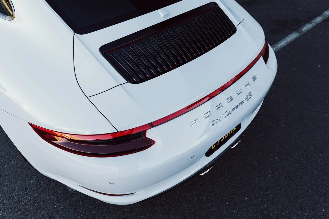 2017 Porsche 991 Carrera 4S - Image 15 of 31