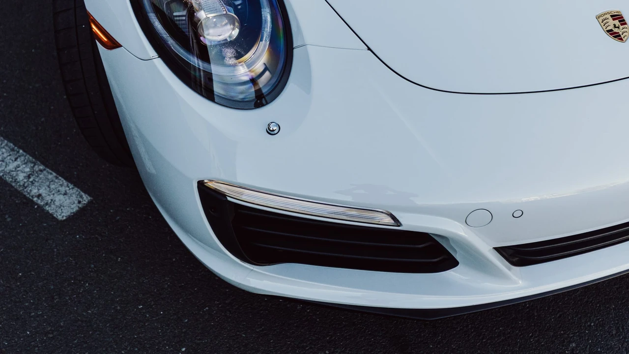 2017 Porsche 991 Carrera 4S - Image 12 of 31