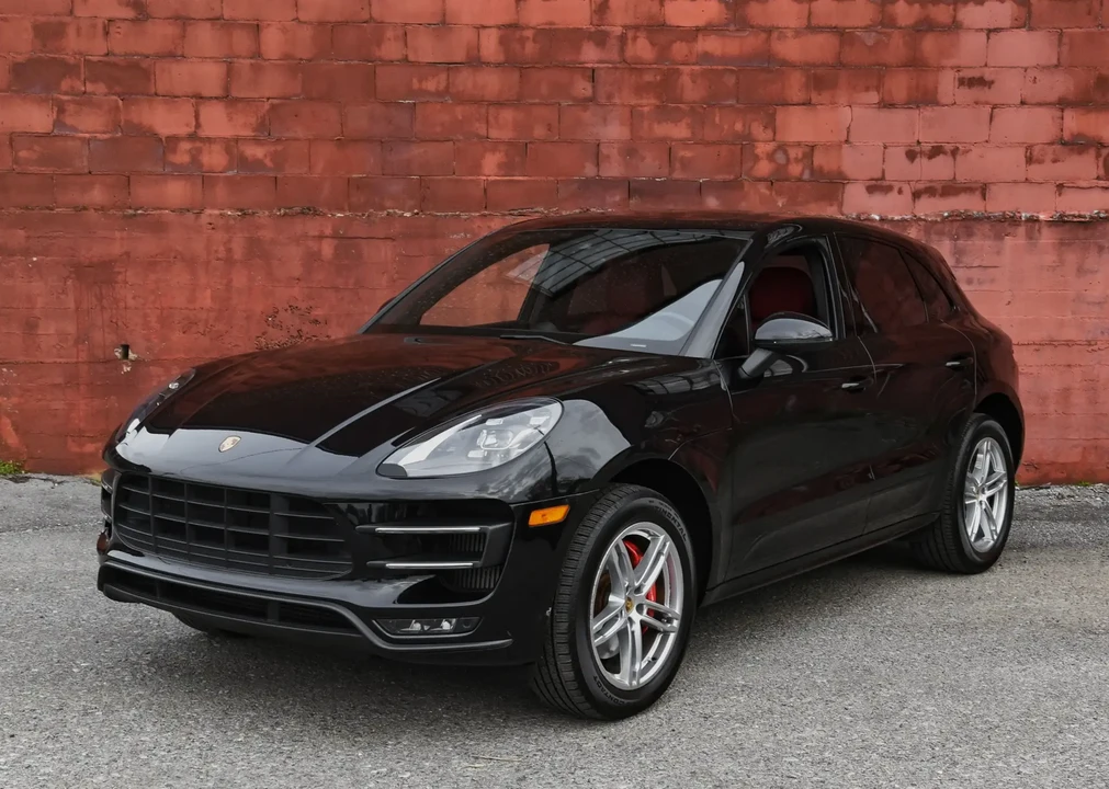 2017 Porsche Macan Turbo - Image 4 of 6