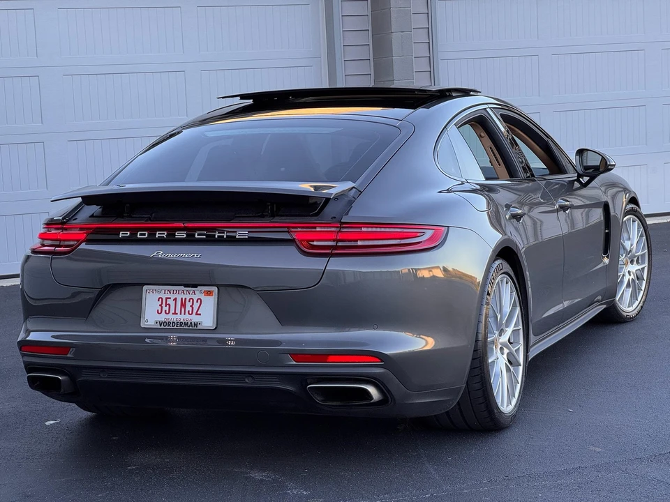 2017 Porsche 971 Panamera - Image 23 of 31