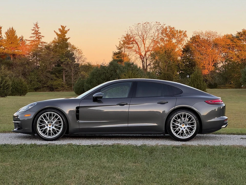 2017 Porsche 971 Panamera - Image 6 of 31
