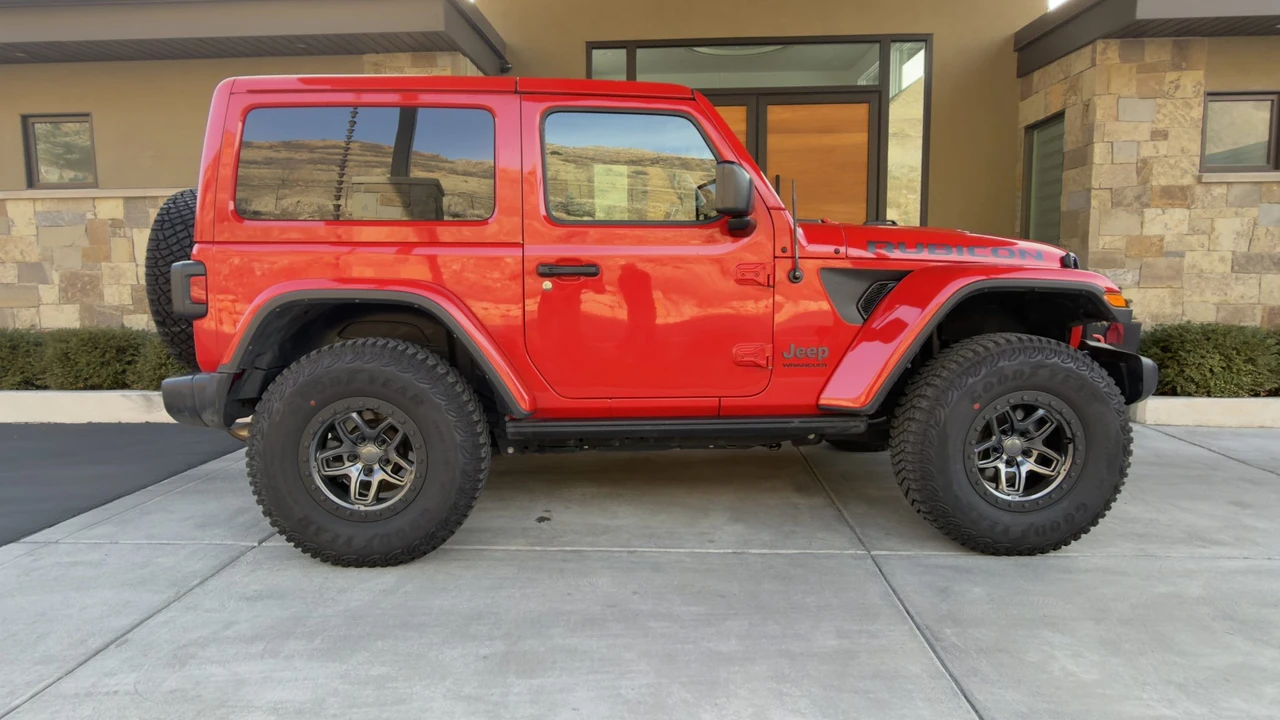2021 Jeep JL Wrangler - Image 4 of 31
