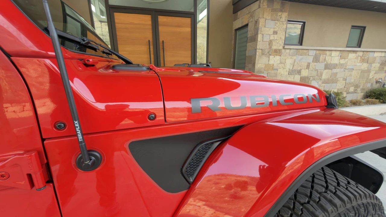 2021 Jeep JL Wrangler - Image 13 of 31
