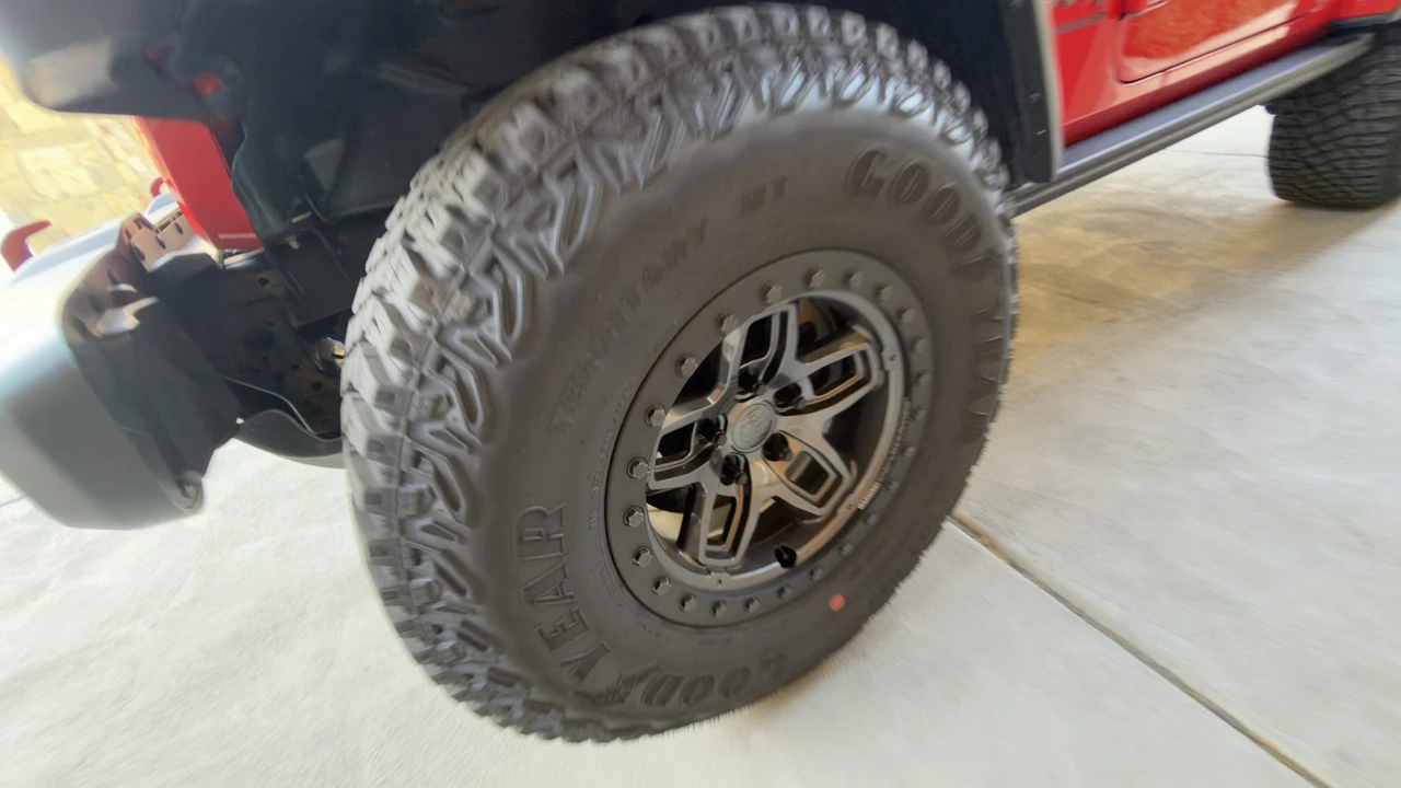 2021 Jeep JL Wrangler - Image 20 of 31
