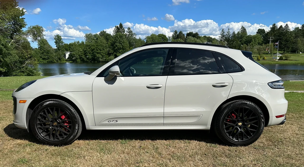 2021 Porsche Macan GTS - Image 2 of 31