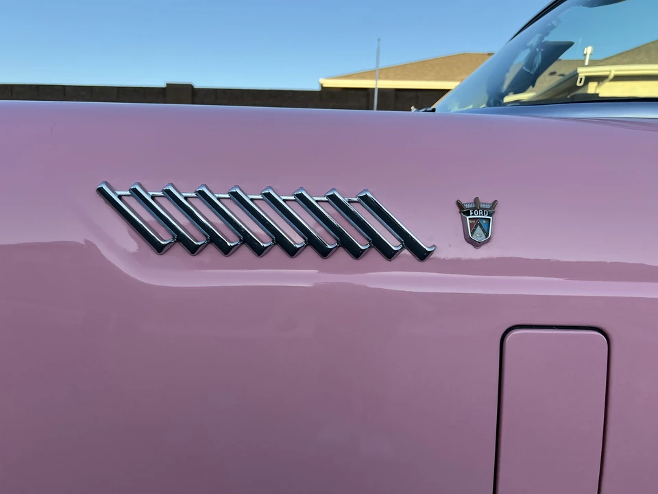 1956 Ford Thunderbird 1st Gen - Image 29 of 31