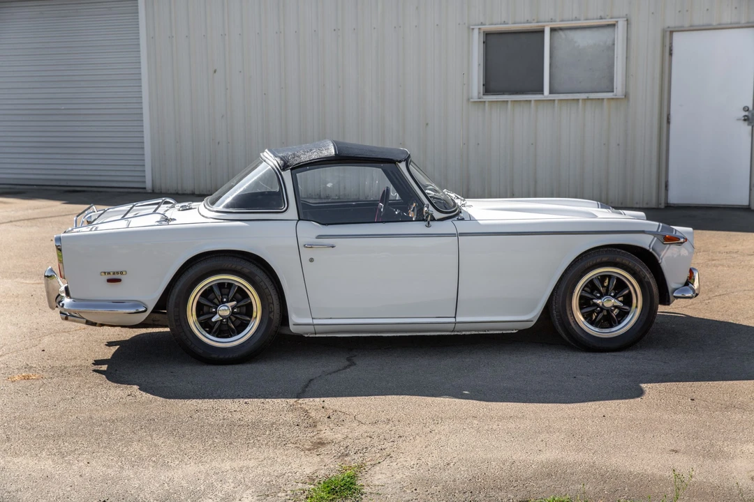1968 Triumph TR5/TR250 - Image 19 of 31