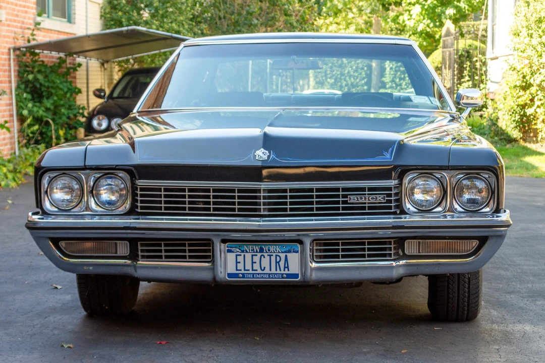 1972 Buick Electra - Image 2 of 31