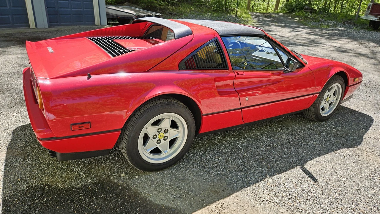 1987 Ferrari 328 GTS - Image 14 of 31