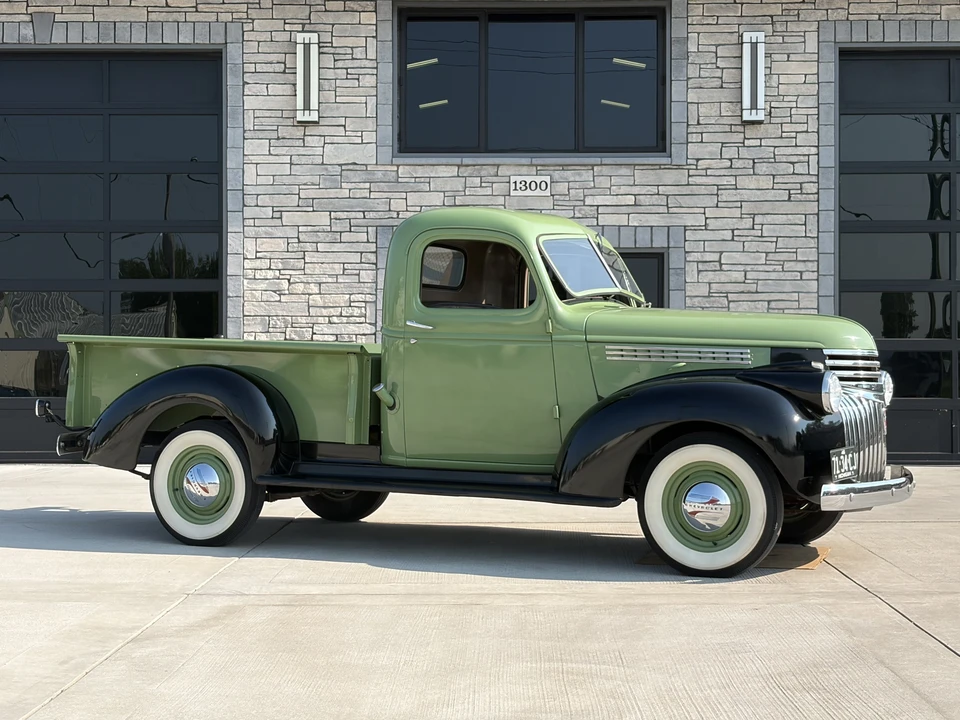 1946 Chevrolet Stylemaster & Fleetmaster & Fleetline - Image 3 of 31
