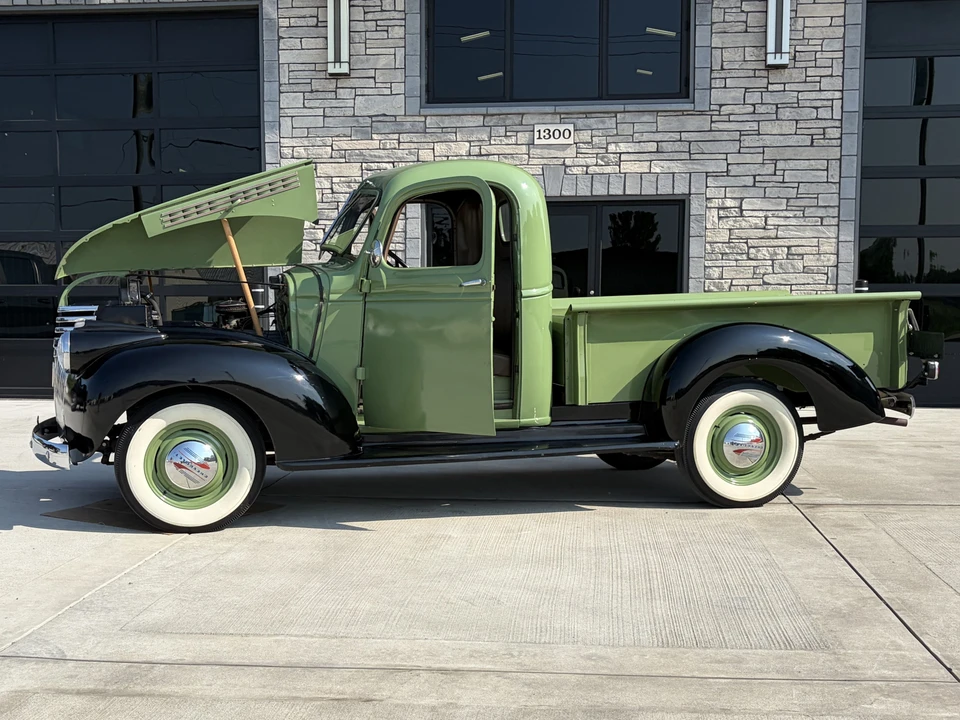1946 Chevrolet Stylemaster & Fleetmaster & Fleetline - Image 11 of 31