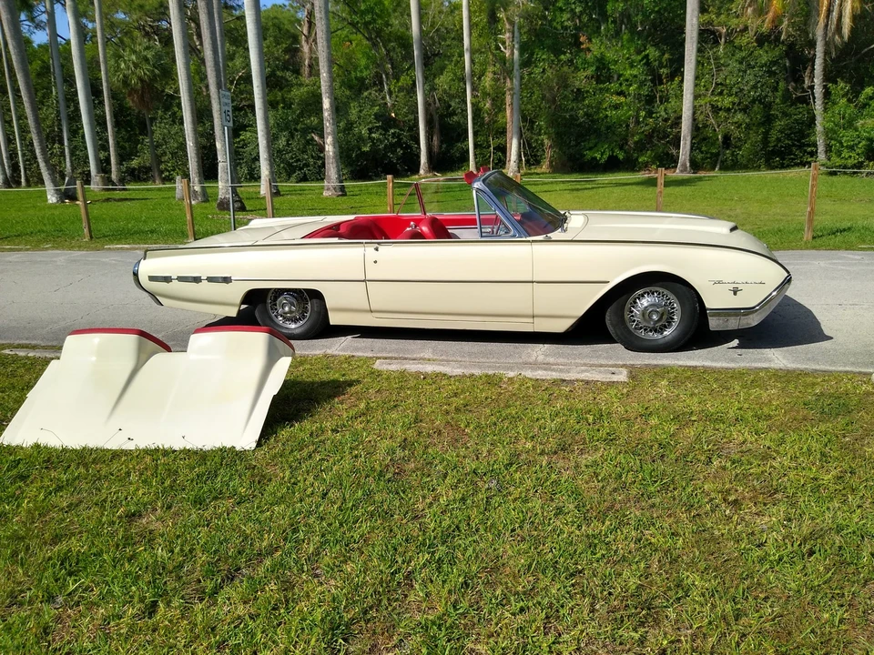 1962 Ford Thunderbird 3rd Gen - Image 17 of 31