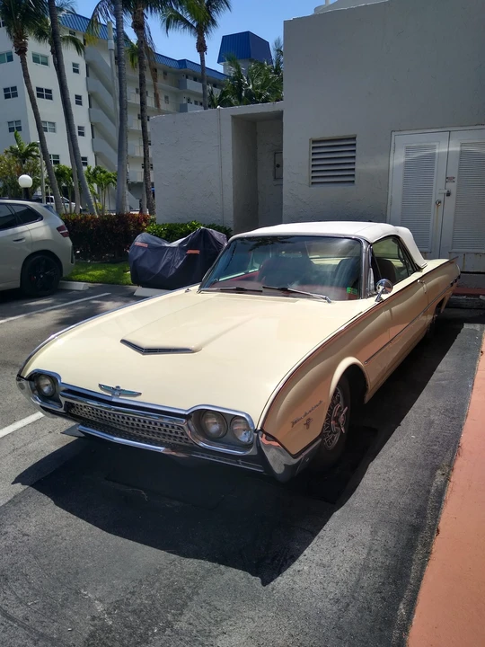 1962 Ford Thunderbird 3rd Gen - Image 7 of 31