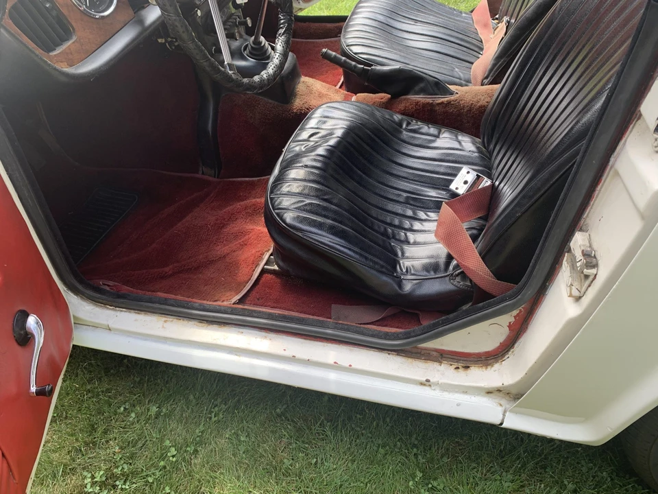 1965 Triumph TR4A - Image 24 of 31