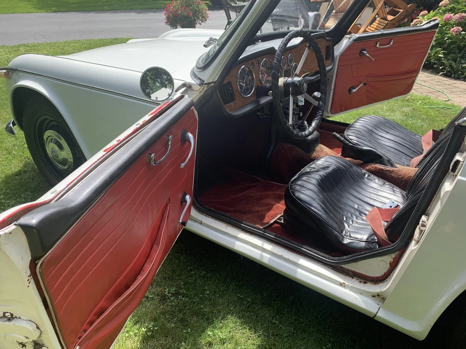 1965 Triumph TR4A - Image 16 of 31