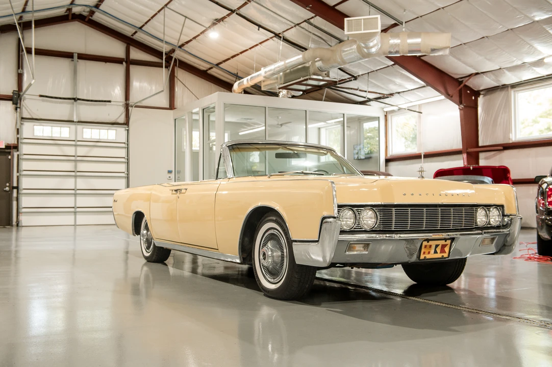 1967 Lincoln - Image 16 of 31