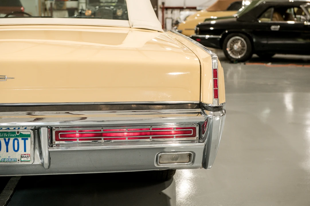 1967 Lincoln - Image 30 of 31