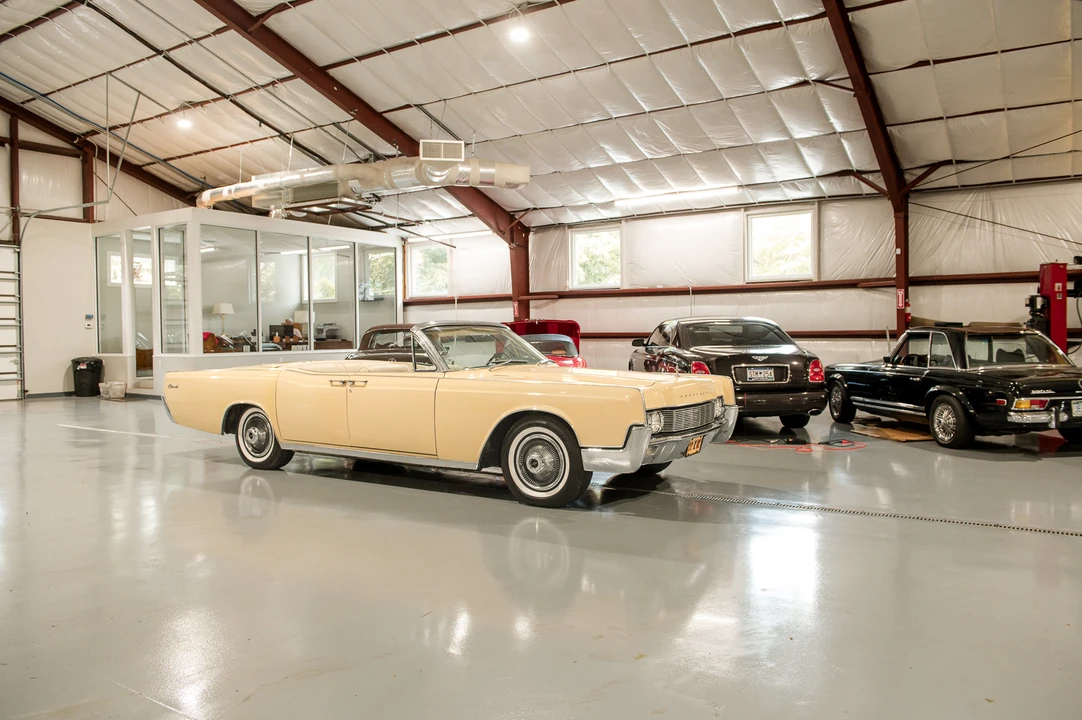 1967 Lincoln - Image 14 of 31