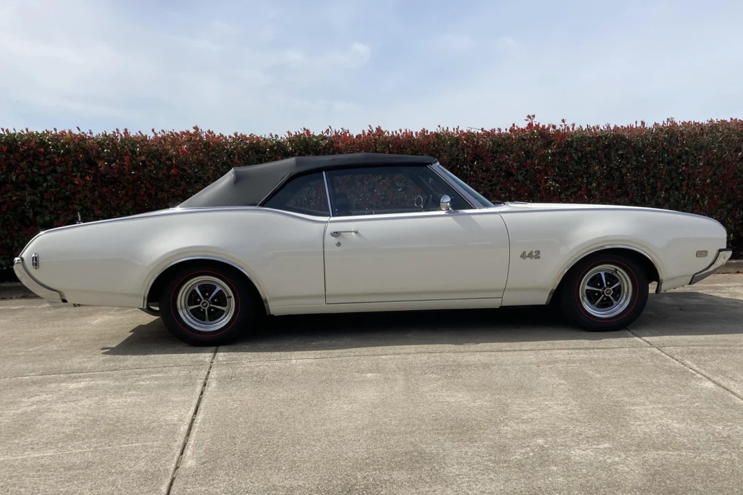 1969 Oldsmobile 442 2nd Gen - Image 3 of 11