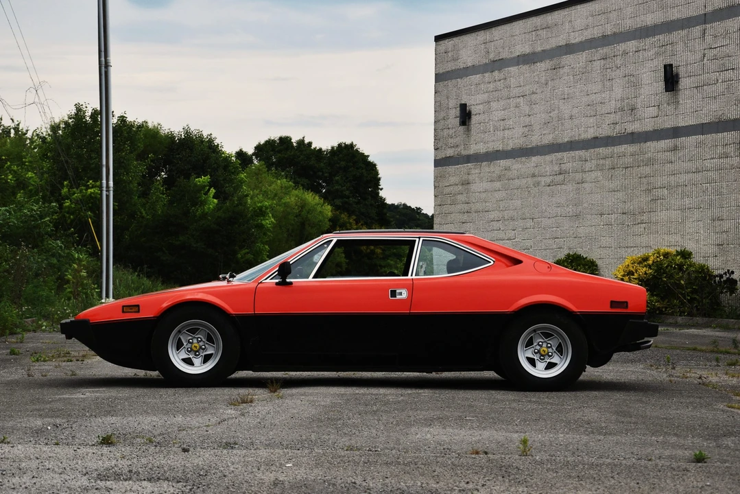 1975 Ferrari 308 GT4 - Image 17 of 31