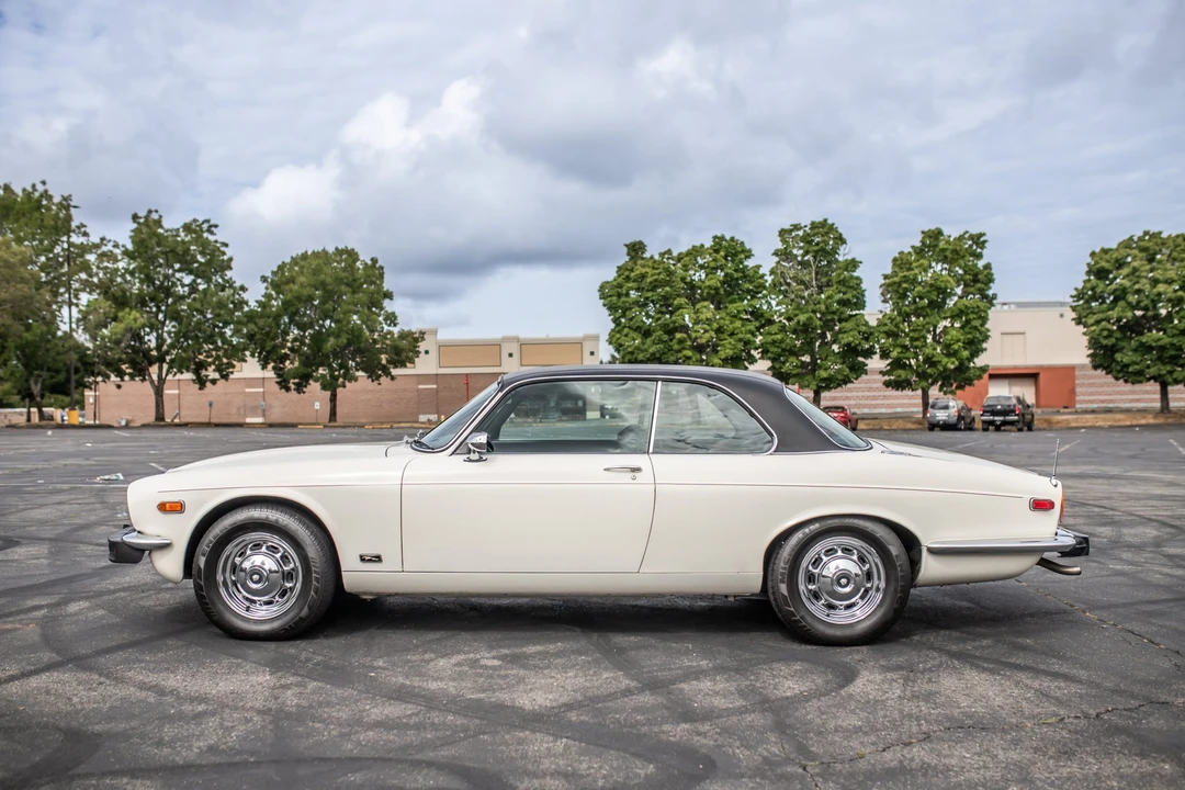 1976 Jaguar XJ Coupe - Image 7 of 31