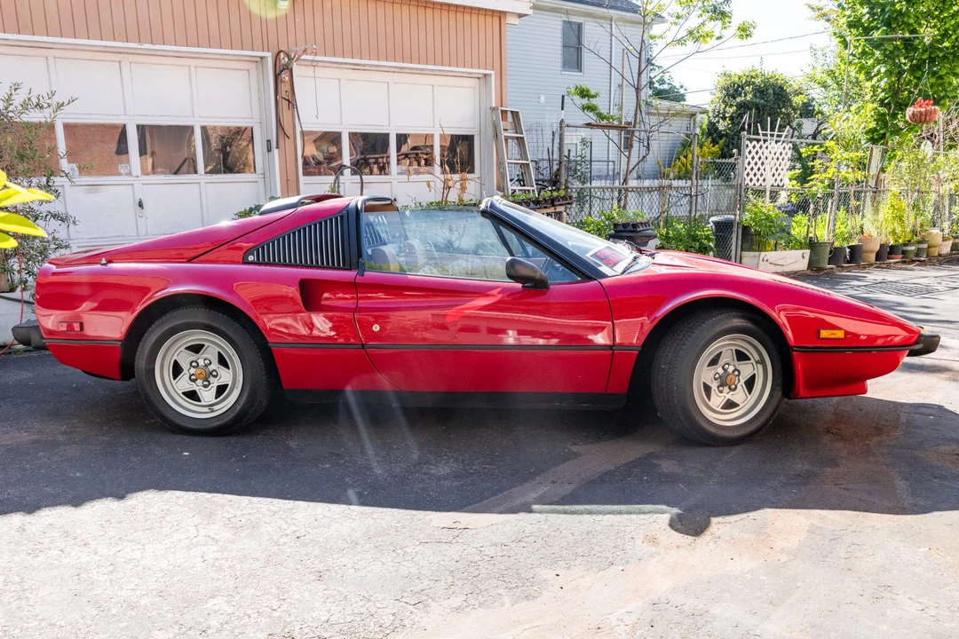 1982 Ferrari 308 GTS - Image 5 of 31