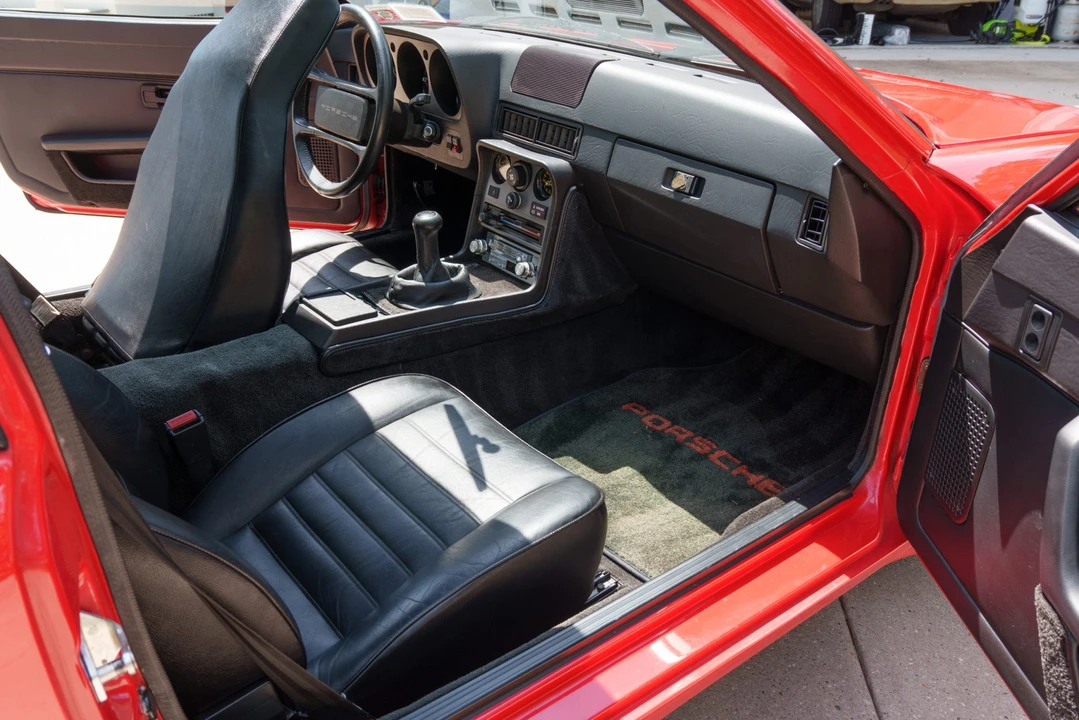 1983 Porsche 944 - Image 25 of 31