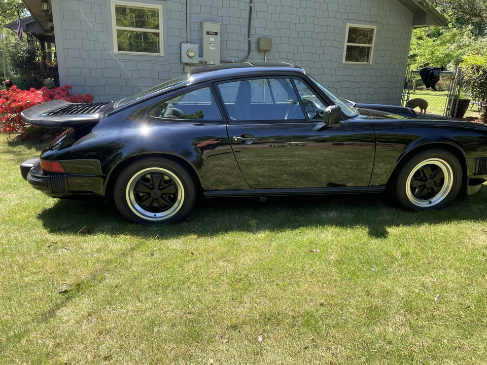 1985 Porsche 911 Carrera 3.2 - Image 11 of 31