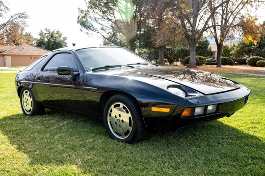 1985 Porsche 928 S - Image 2 of 31