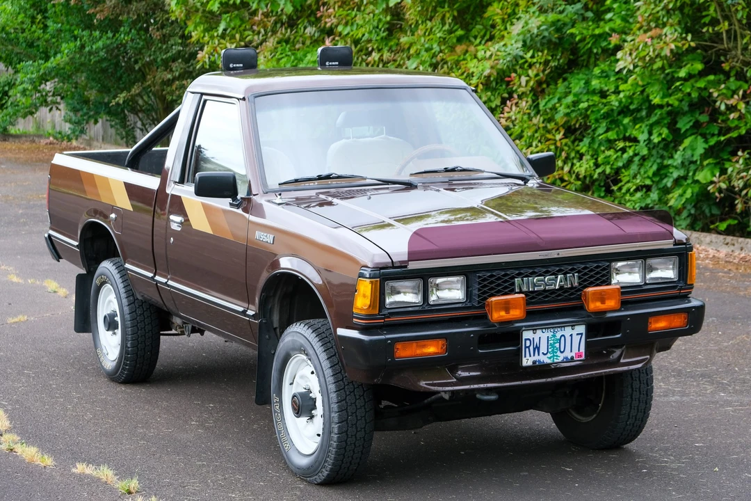 1986 Nissan - Image 2 of 31