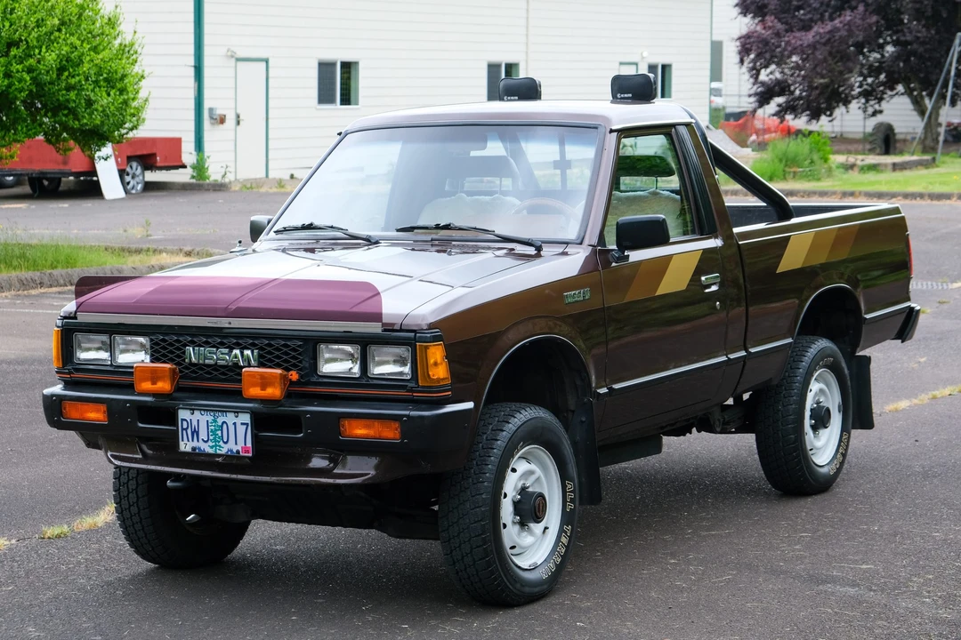 1986 Nissan - Image 11 of 31