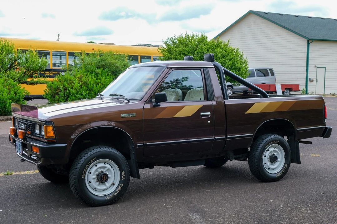 1986 Nissan - Image 13 of 31