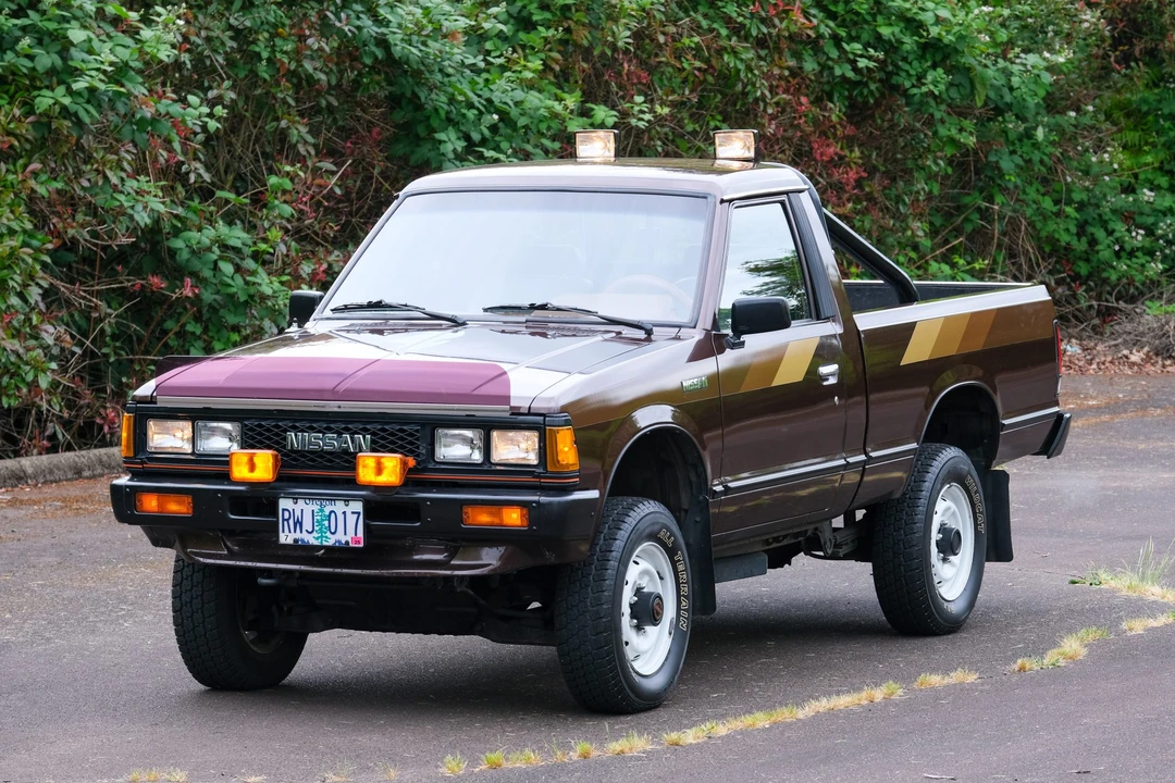 1986 Nissan - Image 9 of 31