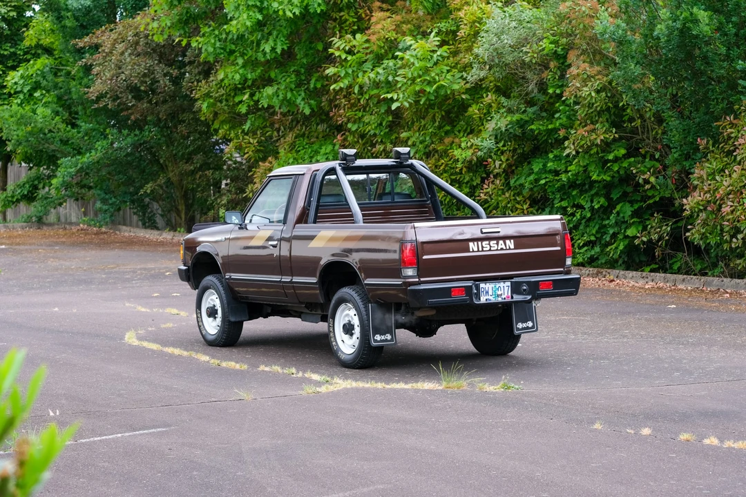 1986 Nissan - Image 17 of 31