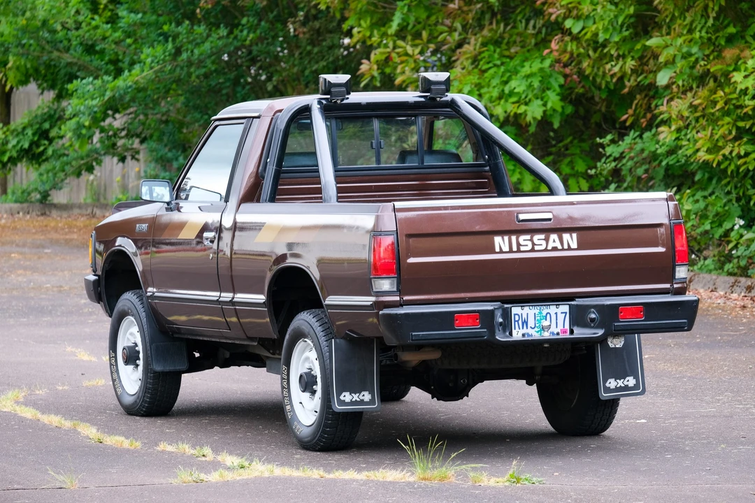 1986 Nissan - Image 18 of 31
