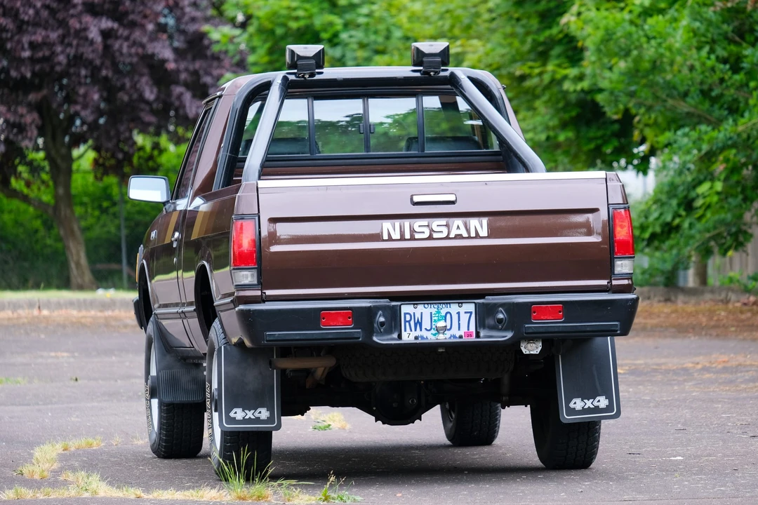 1986 Nissan - Image 20 of 31
