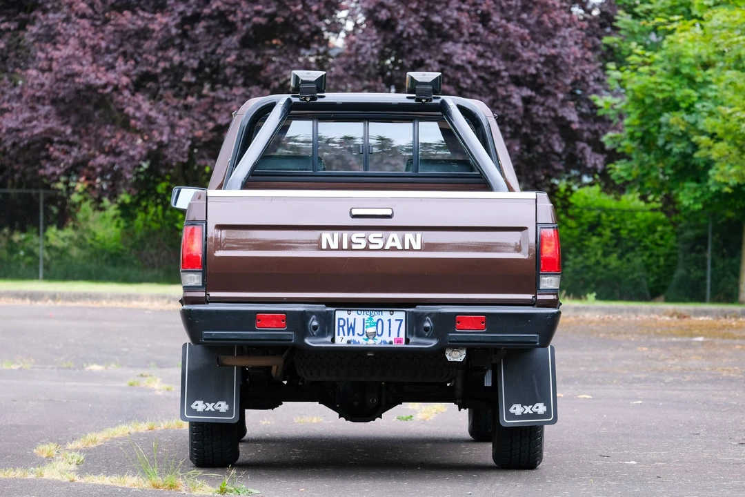 1986 Nissan - Image 22 of 31