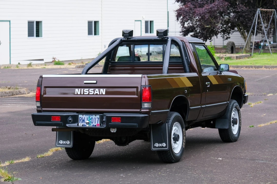 1986 Nissan - Image 28 of 31