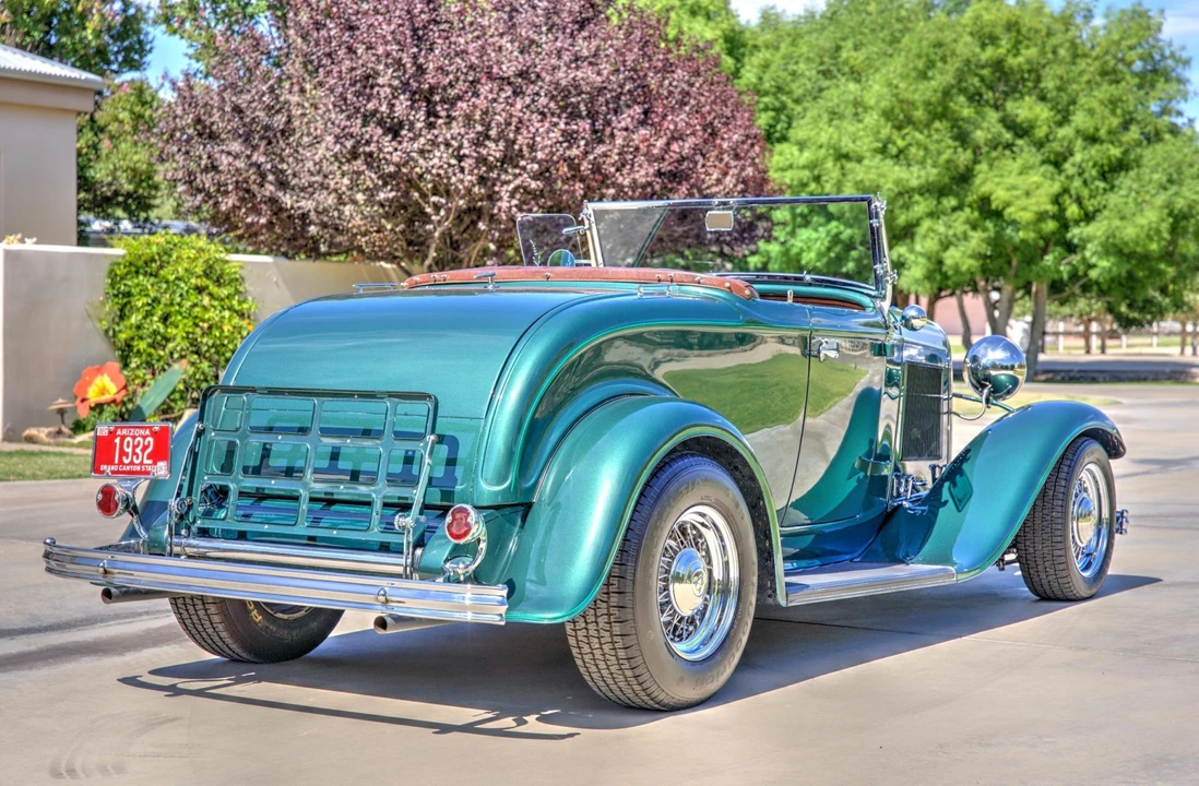 Ford Hot Rod - Image 9 of 31