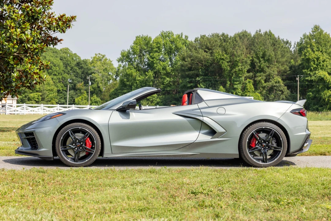 2023 Chevrolet Corvette C8 - Image 8 of 31
