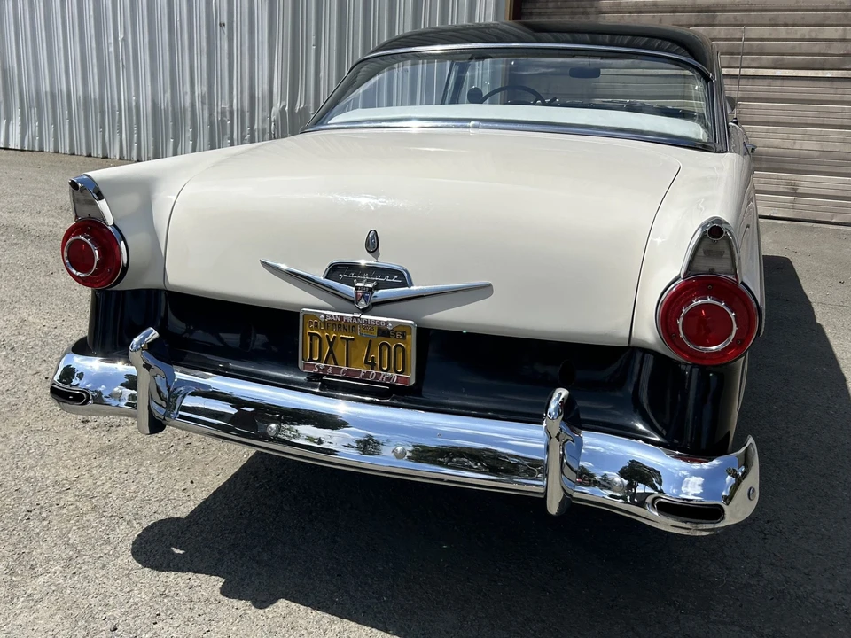 1956 Ford Fairlane 1st Gen - Image 17 of 31