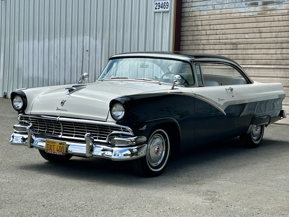 1956 Ford Fairlane 1st Gen - Image 6 of 31